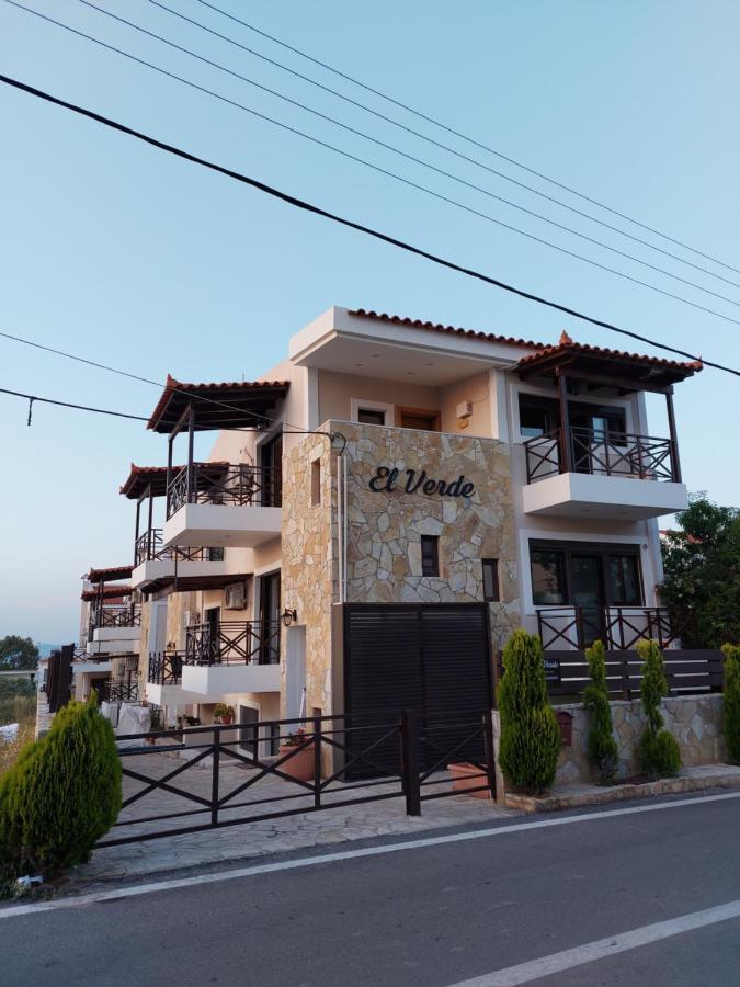 El Verde Apartments Skala  Ngoại thất bức ảnh