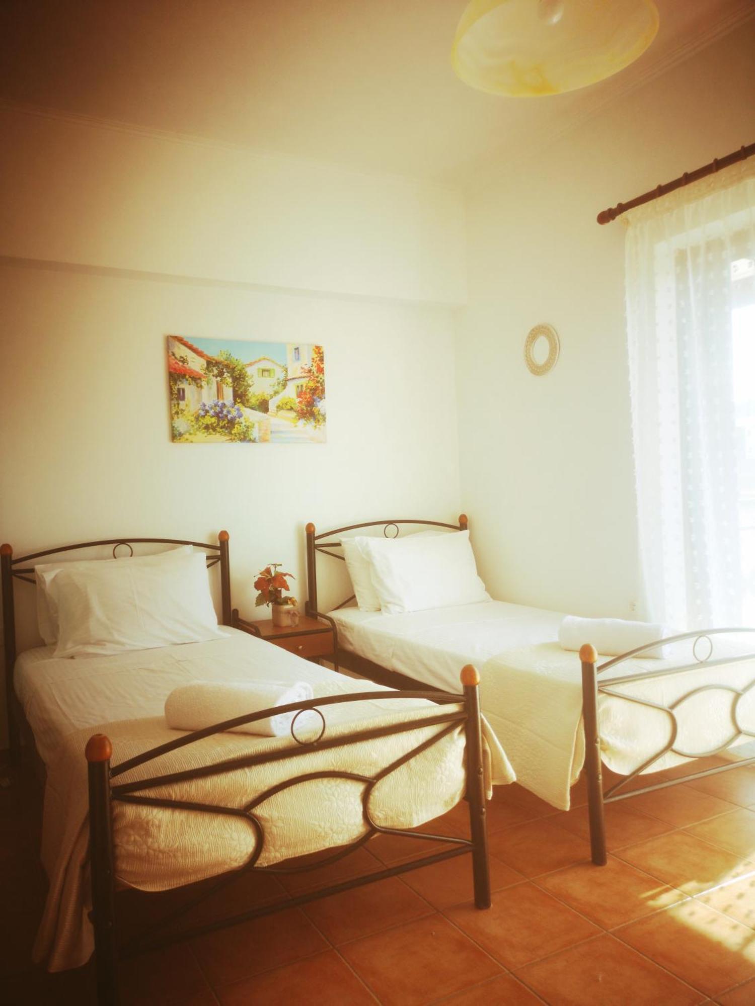 El Verde Apartments Skala  Phòng bức ảnh